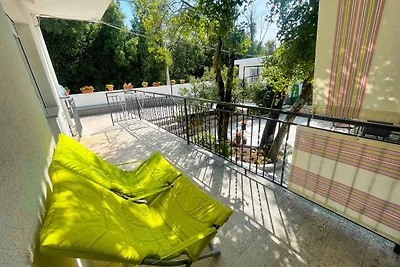 Ferienwohnung klimatisiert mit Balkon