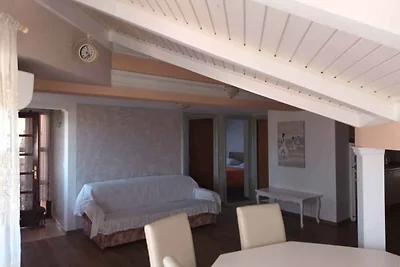 Ferienwohnung mit Klimaanlage 200 m vom Meer