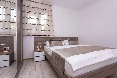 Ferienwohnung mit Klimaanlage und Terrasse