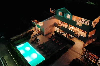 Ferienwohnung mit Klimaanlage und Pool