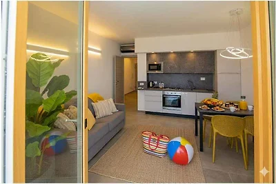 Ferienwohnung mit Klimaanlage und Balkon
