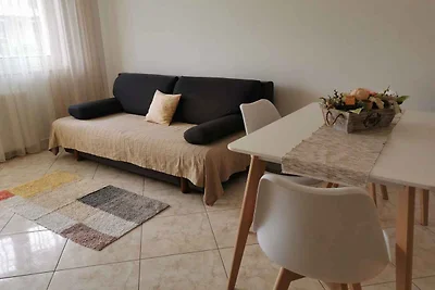 Ferienwohnung mit Pool und Internet