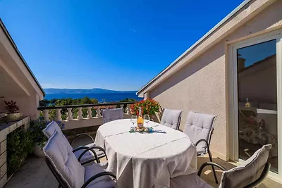 Ferienwohnung mit Terrasse und Meerblick