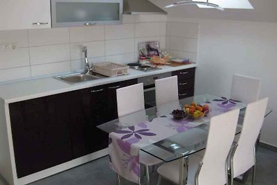 Ferienwohnung mit Klimaanlage und Balkon in