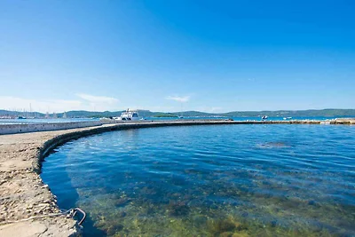 Ferienwohnung mit Klimaanlage und Balkon