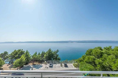 Ferienwohnung mit gemeinsamer Terrasse direkt