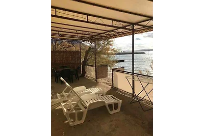 Studio mit Klimaanlage und Terrasse, direkt a