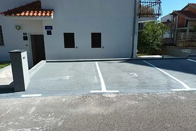 Gemütliche Apartments - T & T in Okrug Gornji