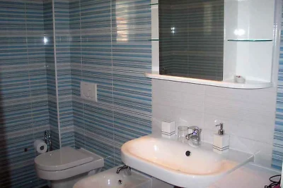 Ferienwohnung modern eingerichtet, mit Klimaa