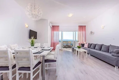 Ferienwohnung mit Internetzugang und Pool