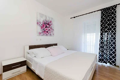Ferienwohnung mit Klimaanlage und Grill