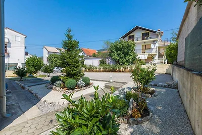 Ferienwohnung mit Klimaanlage und Aussenpool