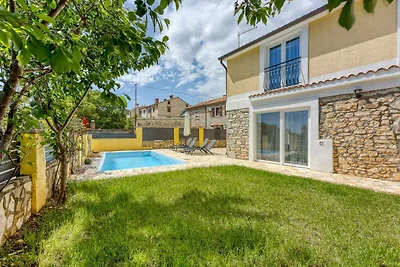 Ferienhaus mit Privatpool und Klimaanlage
