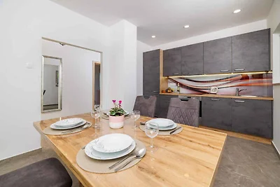 Ferienwohnung mit Balkon mit Meerblick