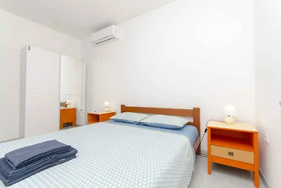 Traumhafte Ferienhaus in Pag mit Meerblick