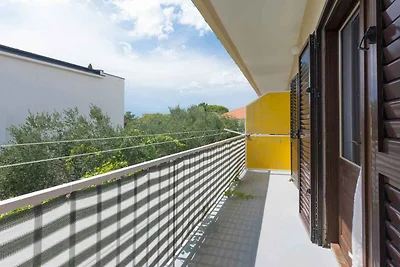 Ferienwohnung mit Klimaanlage und Balkon