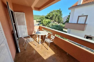 Ferienwohnung mit Klimaanlage, Balkon und