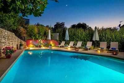 Charmantes Ferienhaus Lidija mit privatem Poo