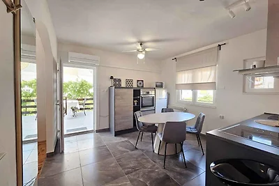 Apartment mit zwei Schlafzimmern in Vodice in