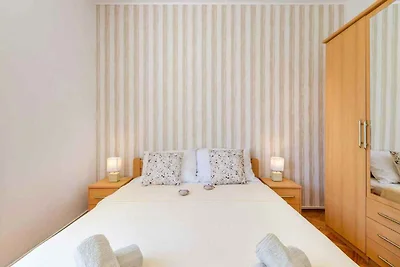 Ferienwohnung mit Balkon und Meerblick