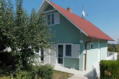 Ferienhaus mit grossem Garten, Gartenpavillon