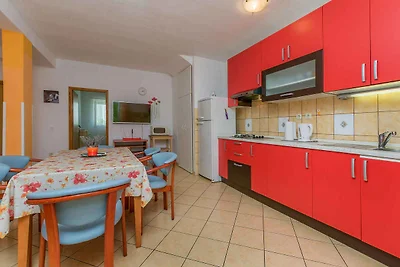 Ferienwohnung mit Balkon und Grill