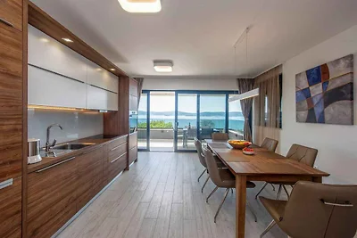 Appartamento Vacanza con famiglia Sveti Filip i Jakov
