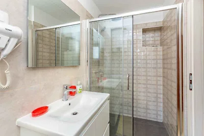 Ferienwohnung mit Balkon und Grill