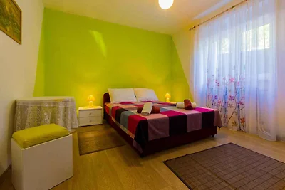 Ferienwohnung mit Klimaanlage und Terrasse