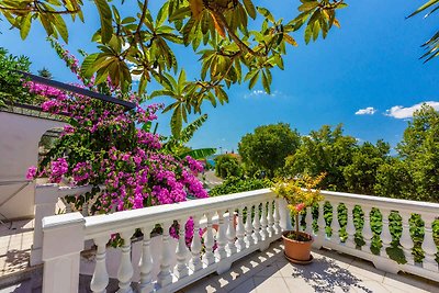 Ferienwohnung mit Terrasse und Meerblick