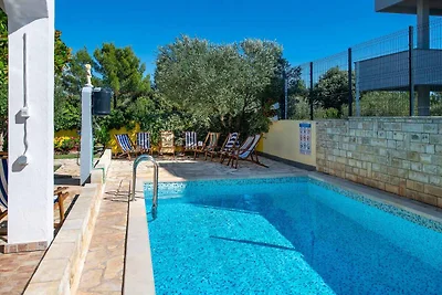 Ferienhaus mit Pool
