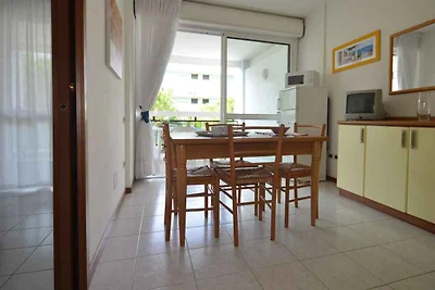 Ferienwohnung mit Klimaanlage und Balkon