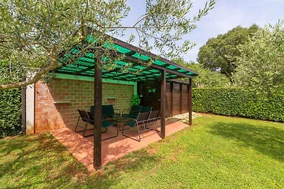 Villa mit drei separaten Apartments