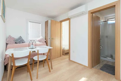 Mobilehome mit Terrasse und Grill, am Meer