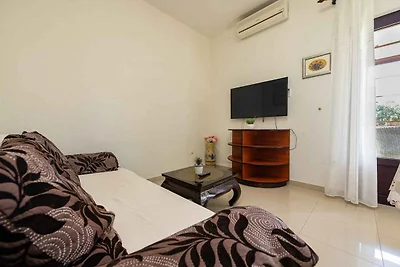 Ferienwohnung mit Klimaanlage und Terrasse