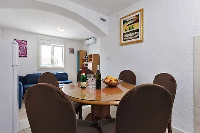Ferienhaus mit Pool und Internet