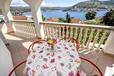 Appartamento Vacanza con famiglia Lokva Rogoznica