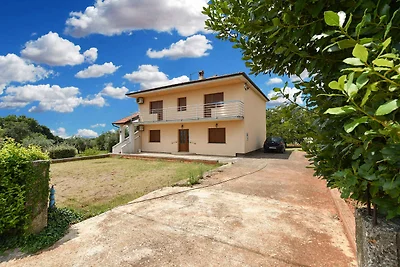 Appartamento Vacanza con famiglia Muntic