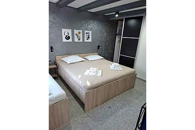 Ferienhaus mit Terrasse, Grill und Internet