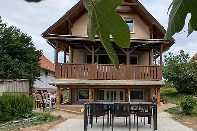 Ferienwohnung mit ruhiger Lage und Ausblick a