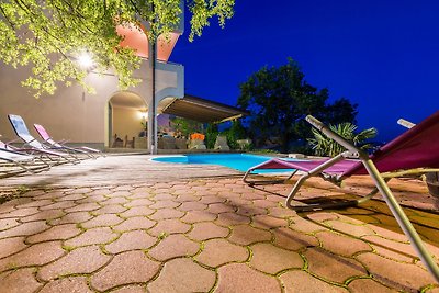 Ferienwohnung Mit Meerblick und Pool