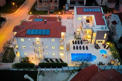 Ferienwohnung mit Klimaanlage und Aussenpool