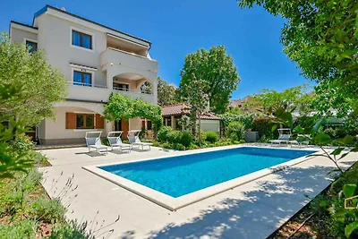 Ferienwohnung mit Pool zur gemeinsamen