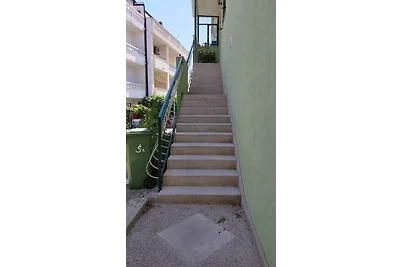 Komfortable Ferienwohnung Ivo mit Meerblick i