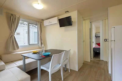 Mobilehome mit Parkplatz