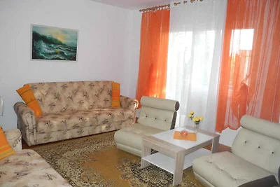 Ferienwohnung mit Klimaanlage und Balkon