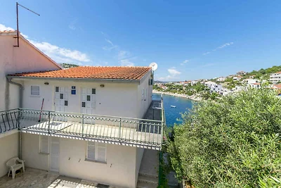 Ferienwohnung mit Terrasse und Meerblick