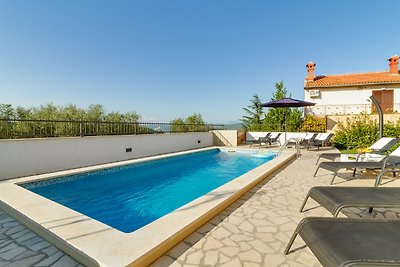 Villa mit Pool