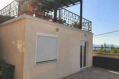 Ferienwohnung mit gemeinsamer Terrasse und