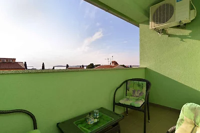 Ferienwohnung mit Klimaanlage und Balkon